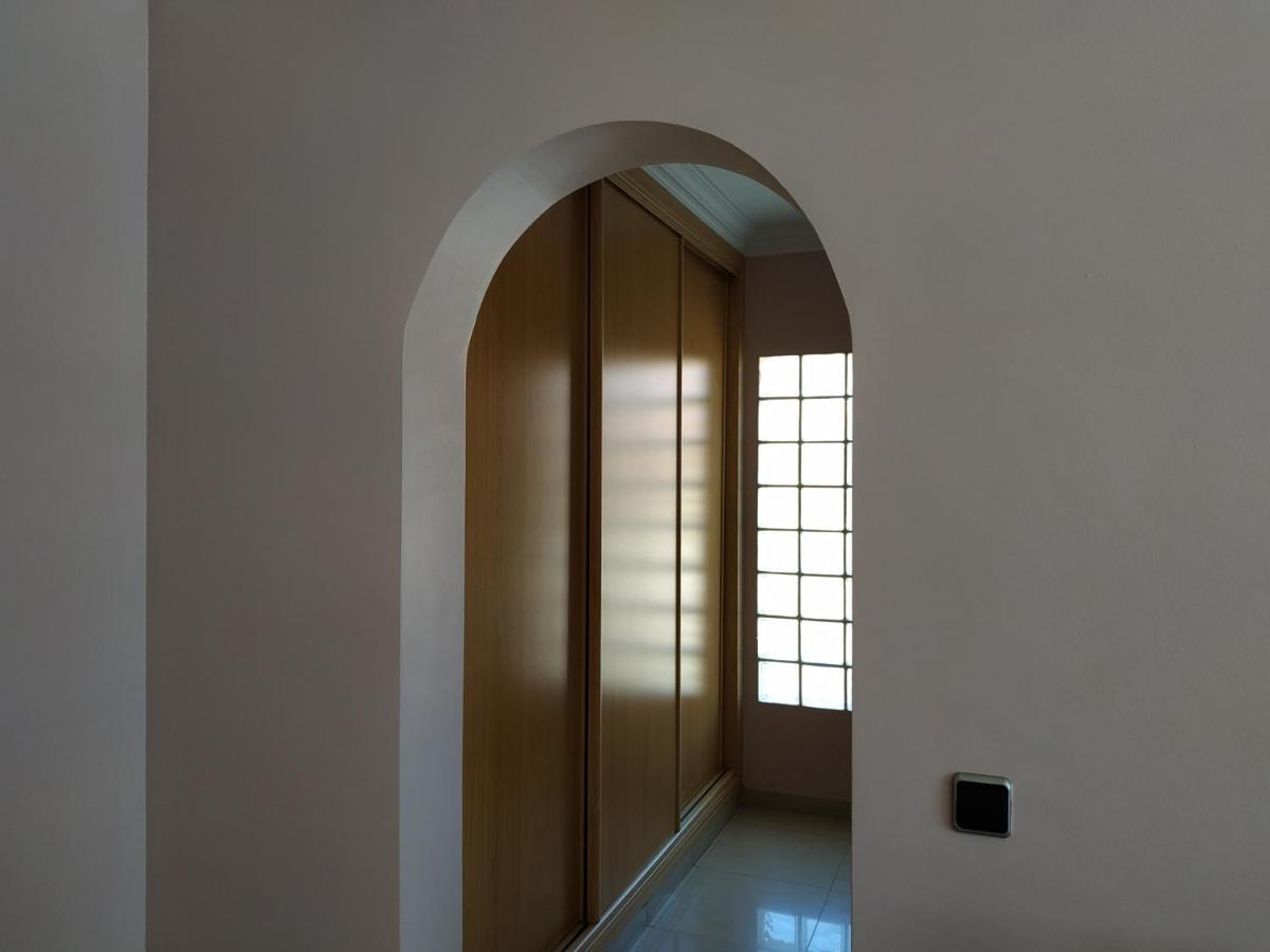 Villa Casa Del Sol: Spacious 3-Bedroom with Private Solar-Heated Pool Triquivijate Exterior photo